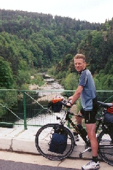 Bruggetje over de Loire, vlakbij z'n bron.